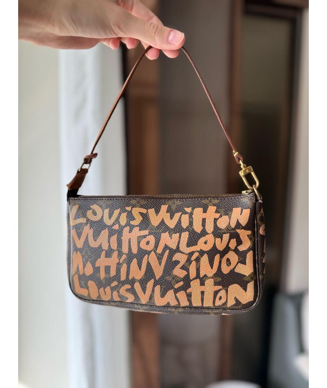 LOUIS VUITTON Коричневая сумка с короткими ручками, фото 4