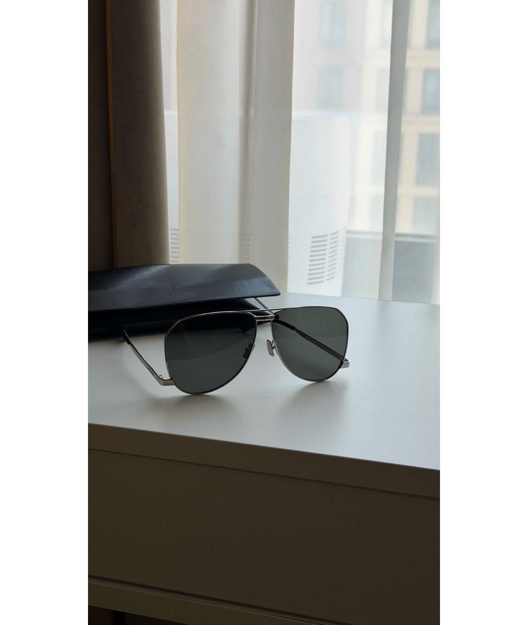 SAINT LAURENT Антрацитовые металлические солнцезащитные очки, фото 2