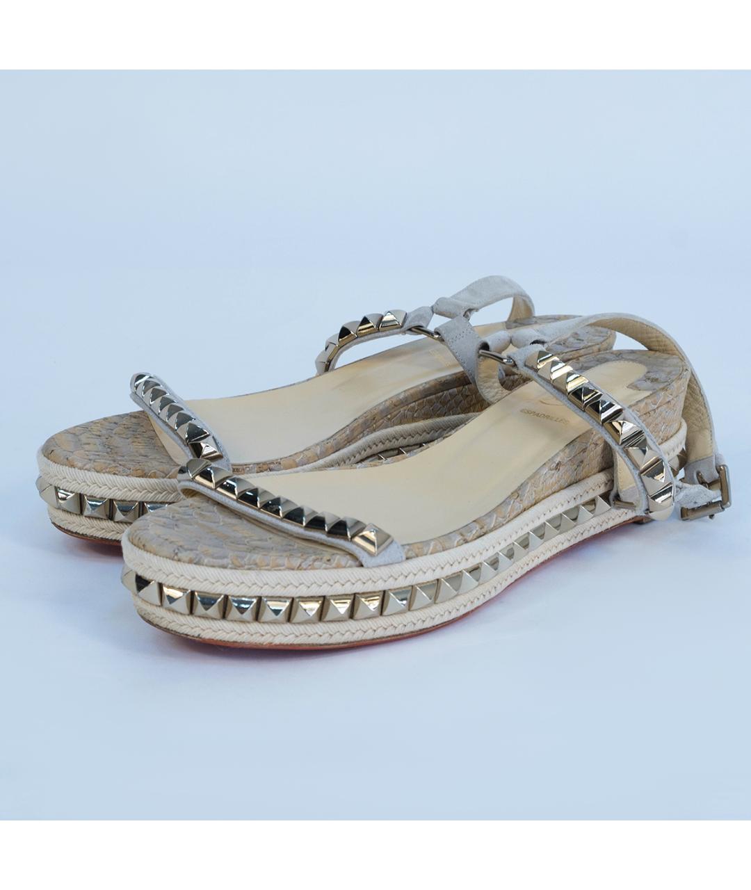 CHRISTIAN LOUBOUTIN Серые кожаные сандалии, фото 3