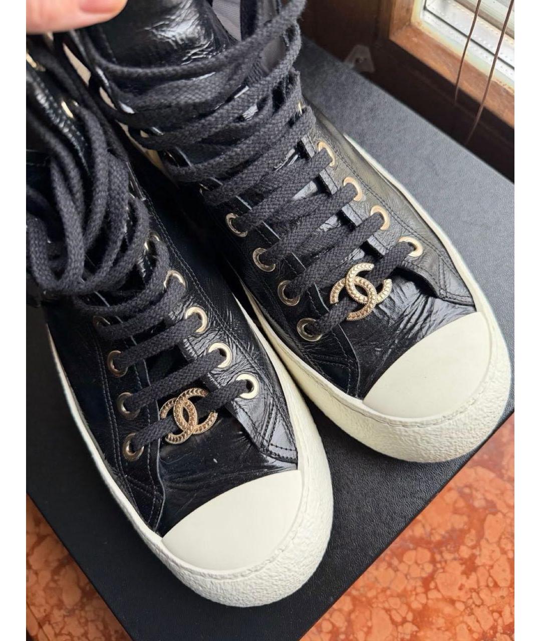 CHANEL Черные кожаные кеды, фото 2
