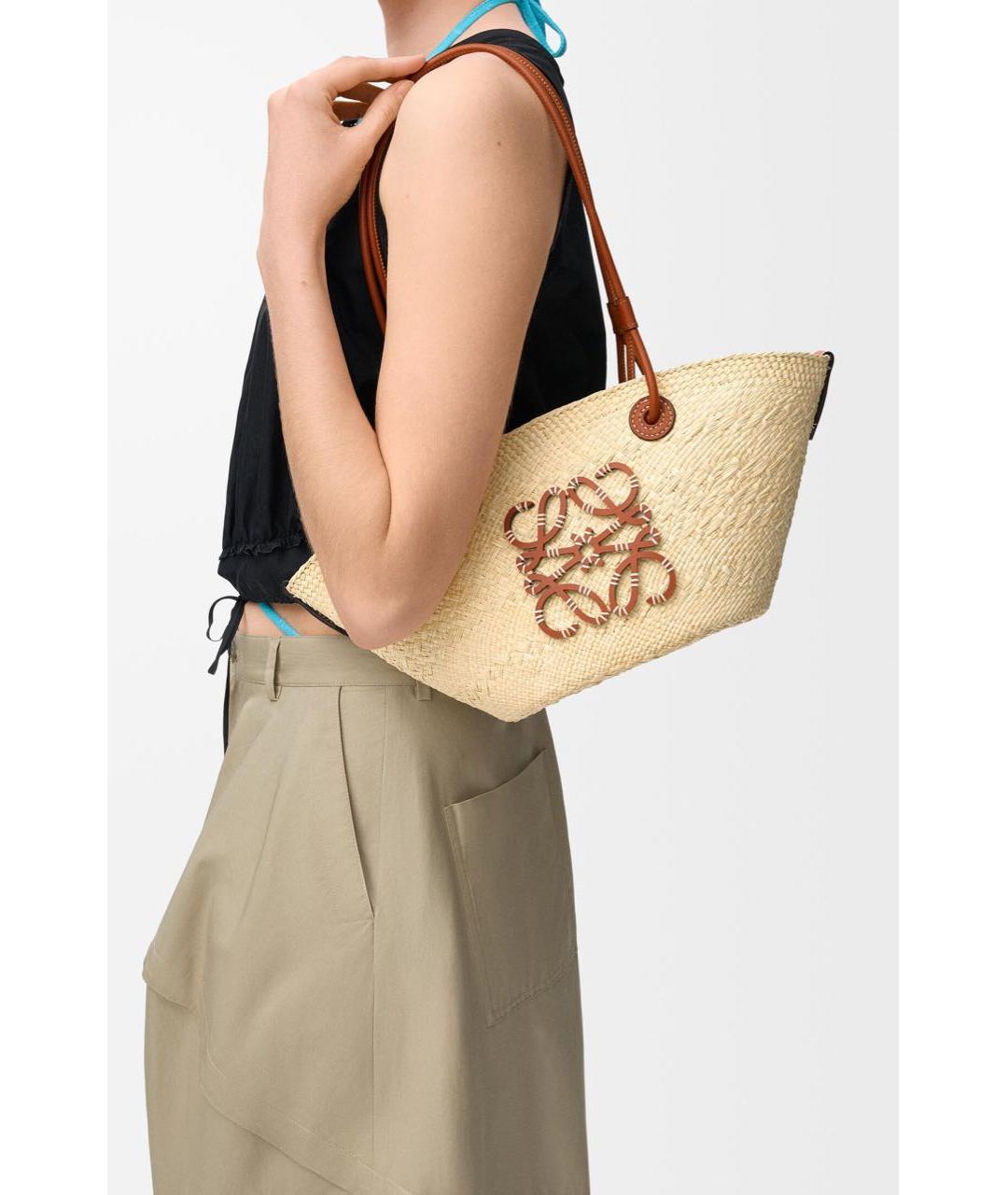 LOEWE Бежевая плетеная пляжная сумка, фото 2