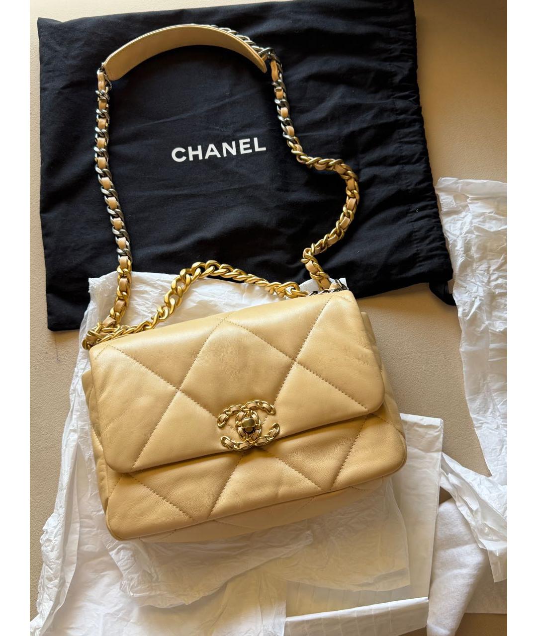 CHANEL Бежевая кожаная сумка через плечо, фото 5