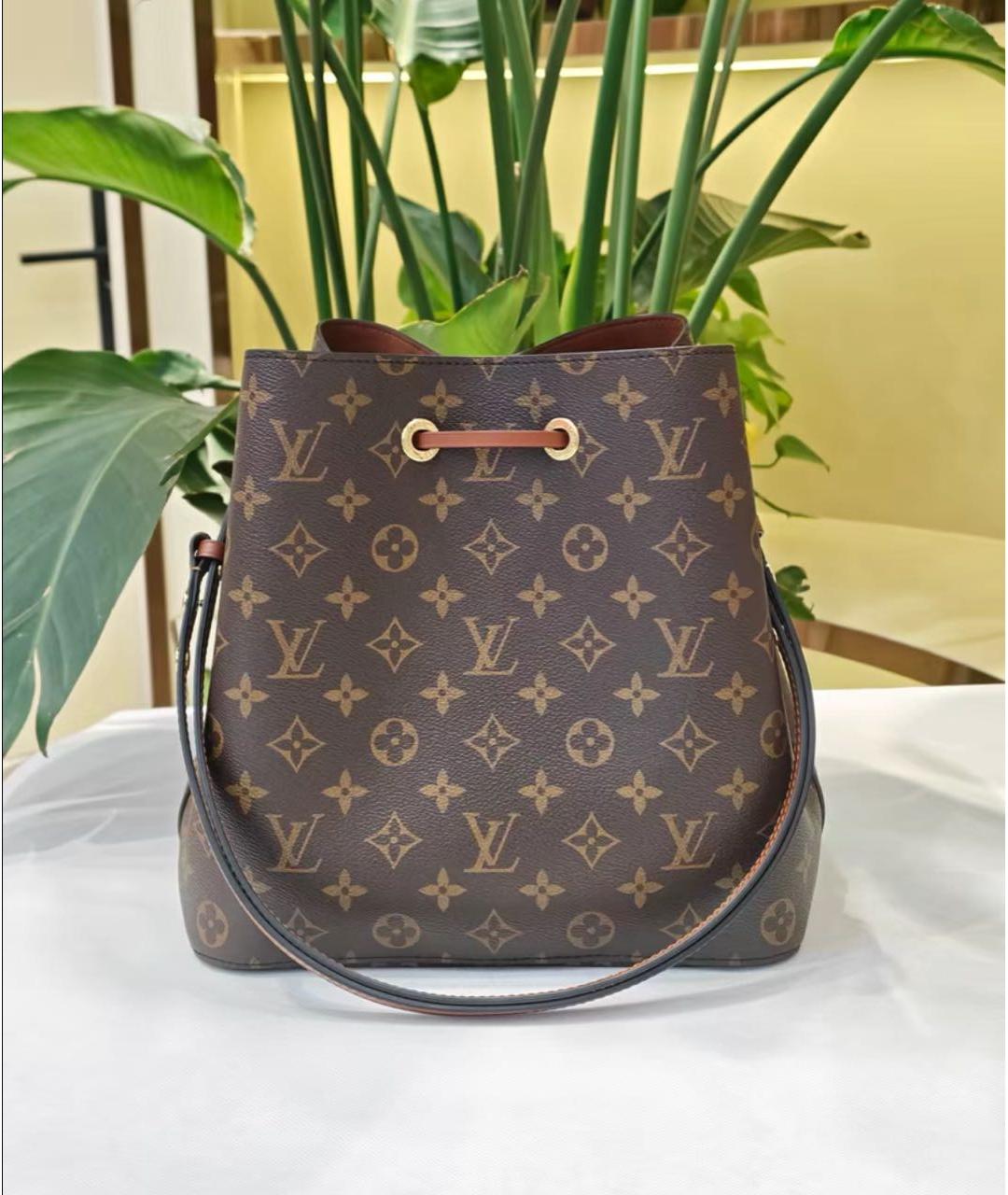 LOUIS VUITTON Коричневая сумка через плечо из канвы, фото 2
