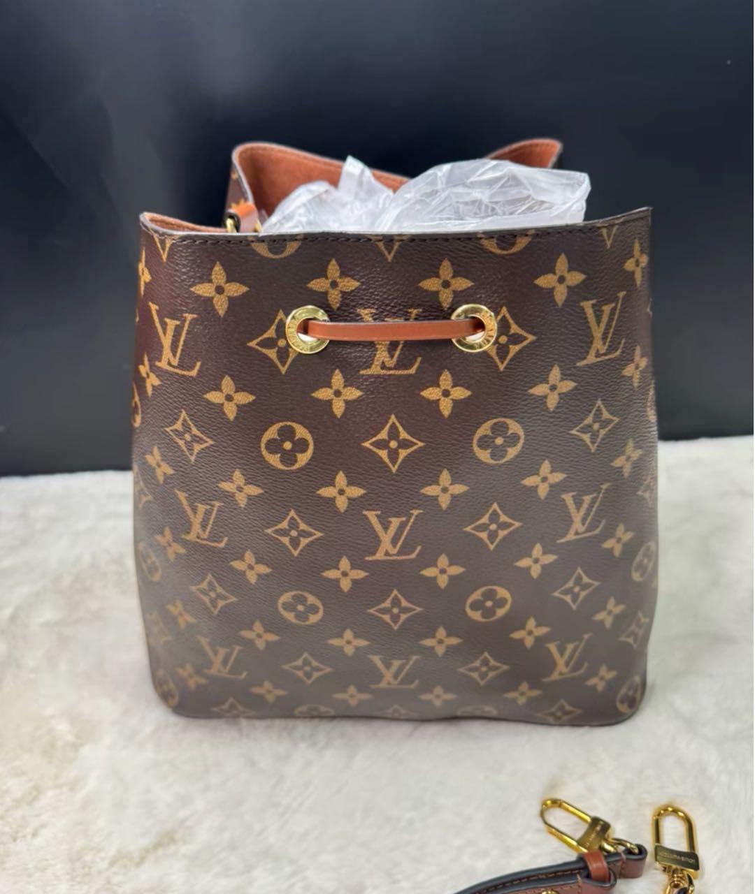 LOUIS VUITTON Коричневая сумка через плечо из канвы, фото 4