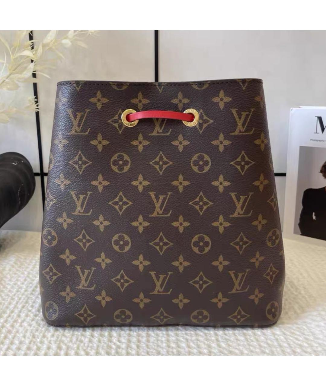 LOUIS VUITTON Коричневая сумка через плечо из канвы, фото 4