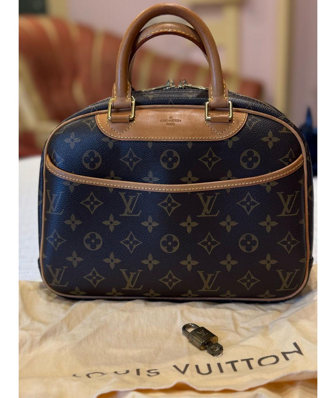 LOUIS VUITTON Коричневая кожаная сумка с короткими ручками, фото 9