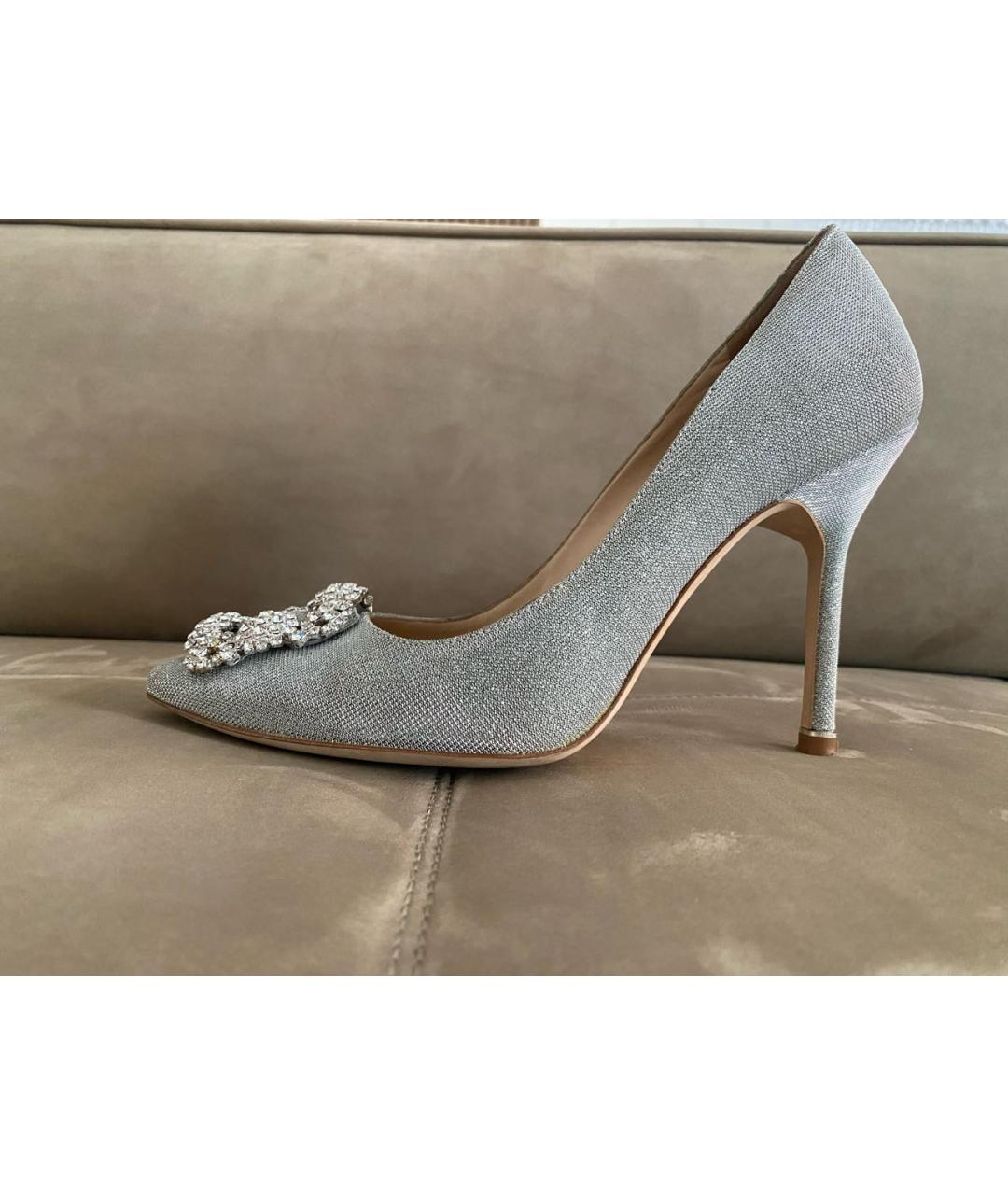 MANOLO BLAHNIK Серебряные текстильные туфли, фото 8