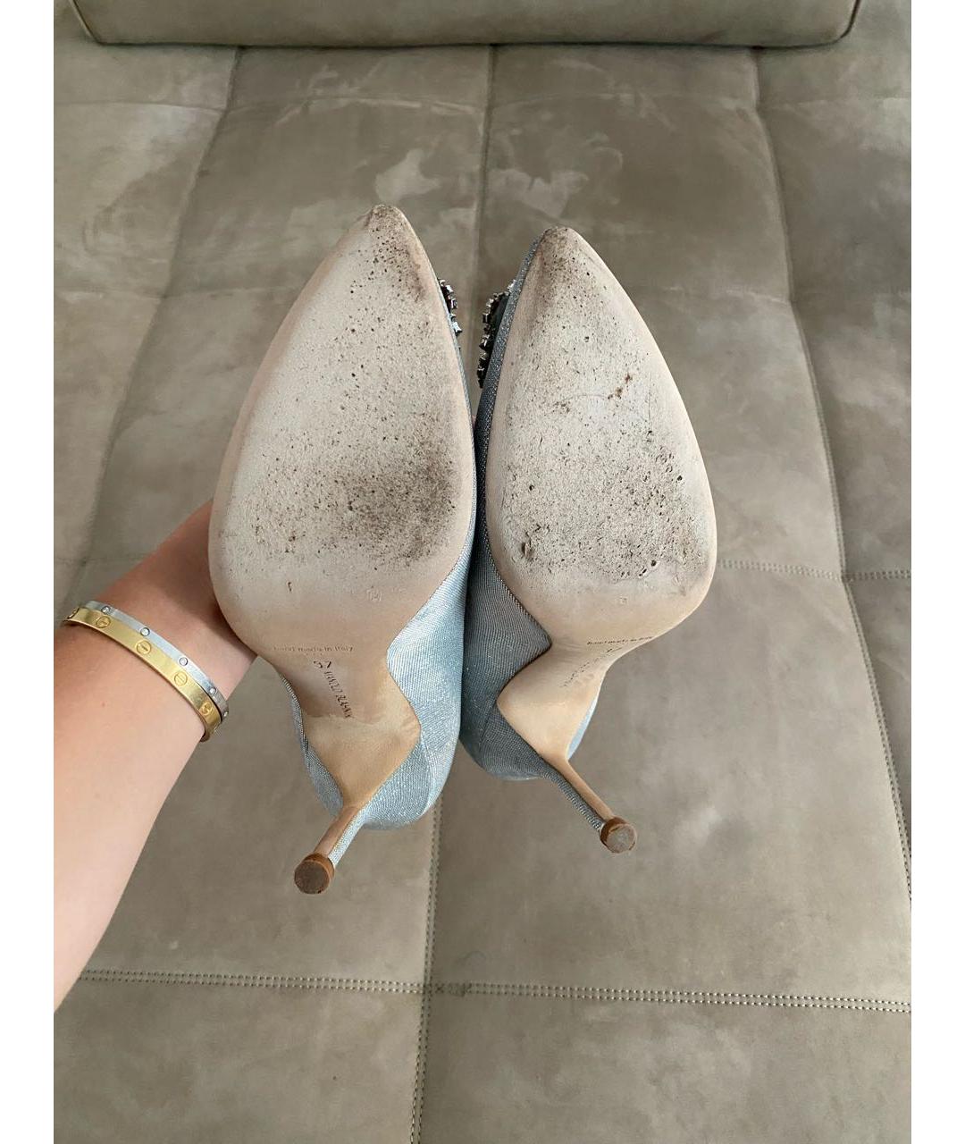 MANOLO BLAHNIK Серебряные текстильные туфли, фото 5