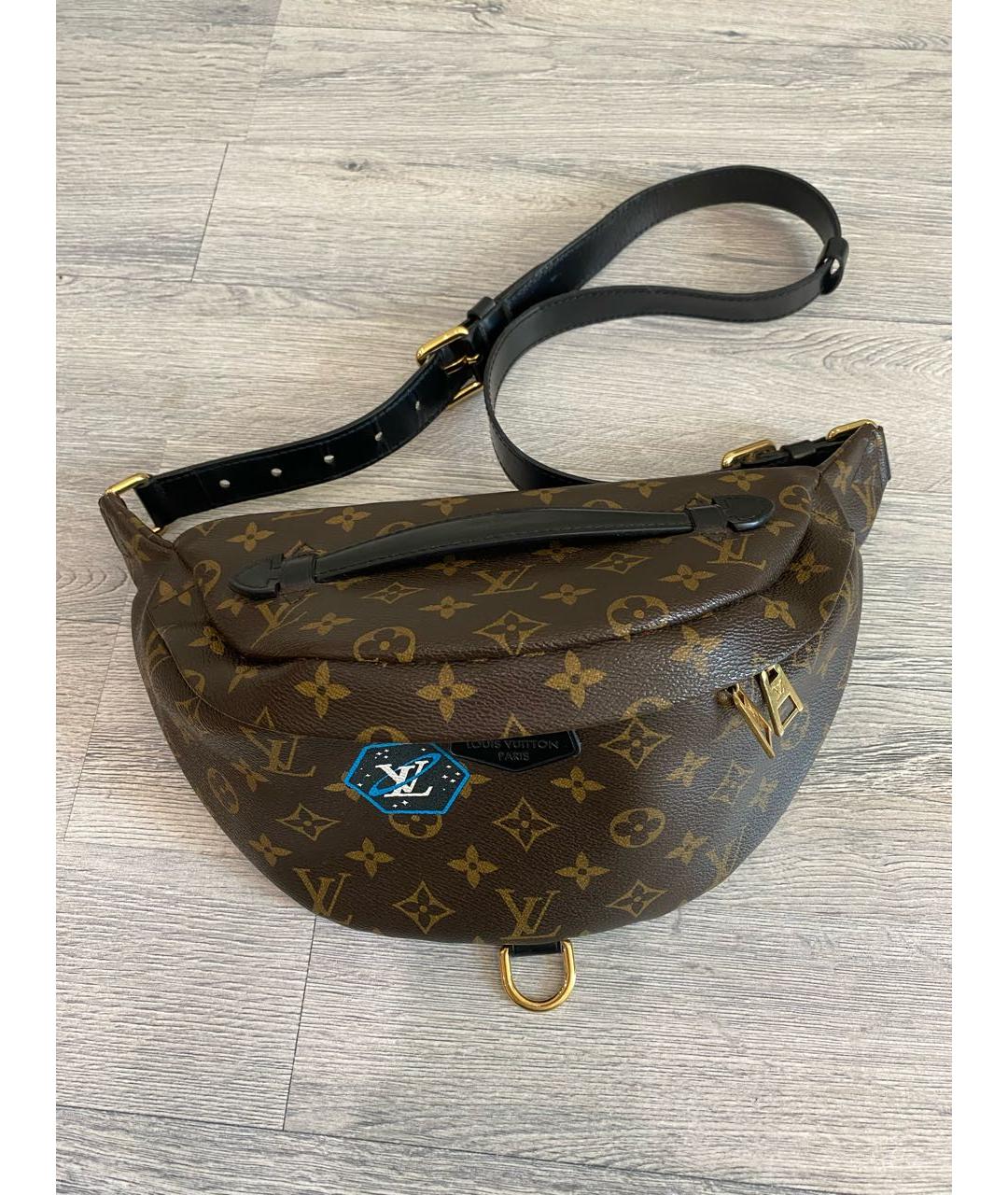 LOUIS VUITTON Коричневая поясная сумка из канвы, фото 7