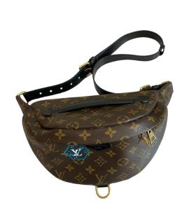 LOUIS VUITTON Поясная сумка