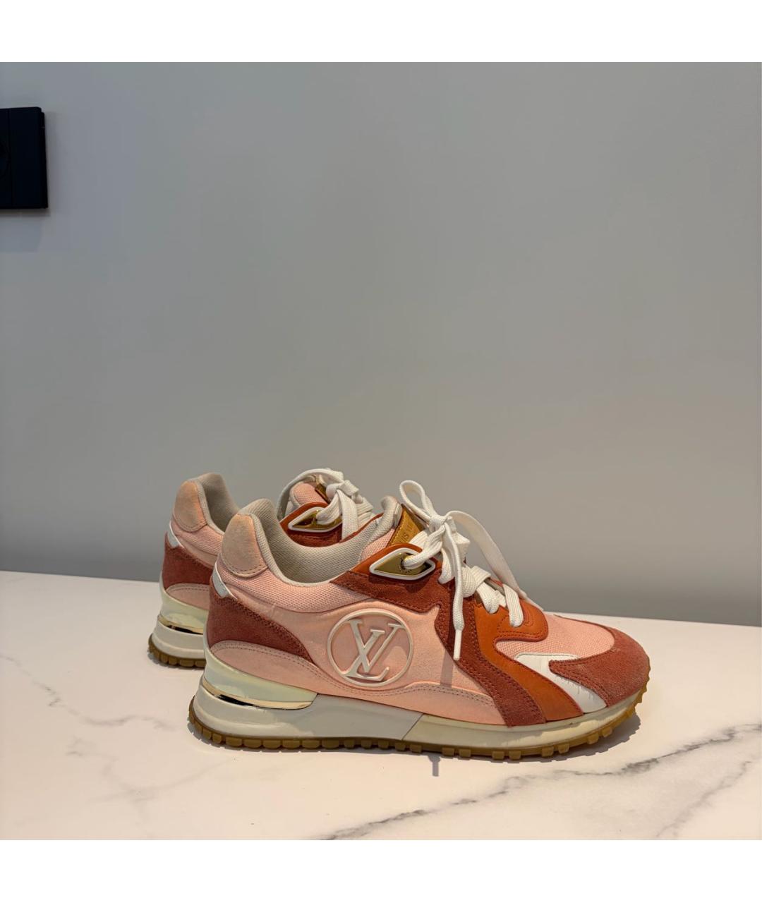 LOUIS VUITTON Розовые замшевые кроссовки, фото 5
