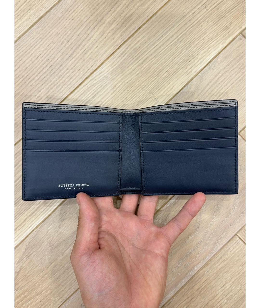 BOTTEGA VENETA Темно-синий кожаный кошелек, фото 5