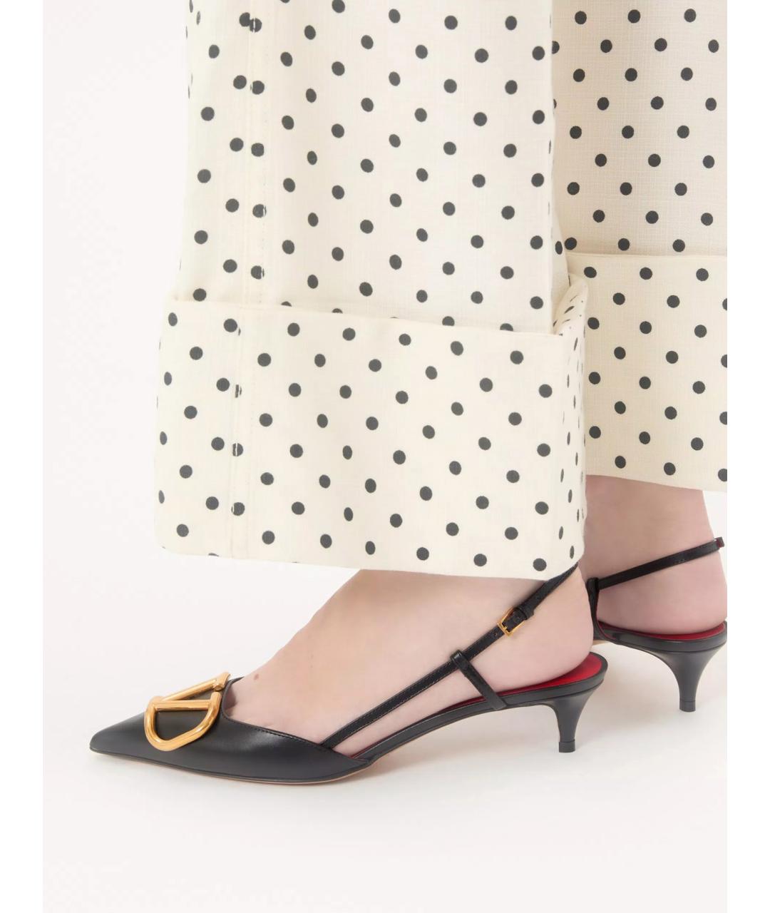 VALENTINO Черные кожаные босоножки, фото 2