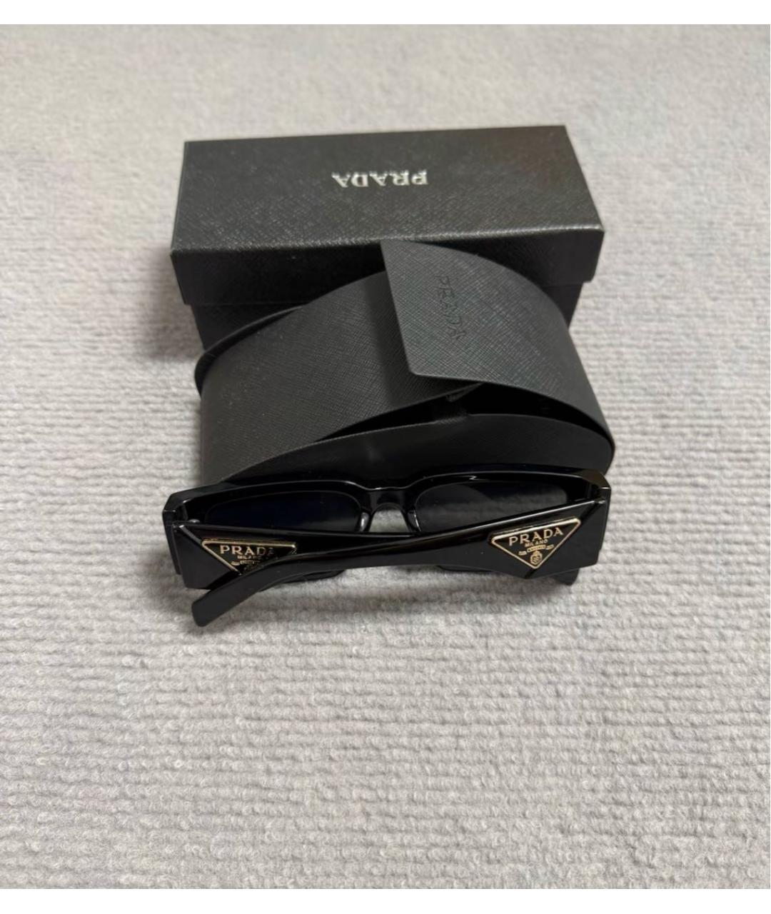PRADA Черные солнцезащитные очки, фото 4