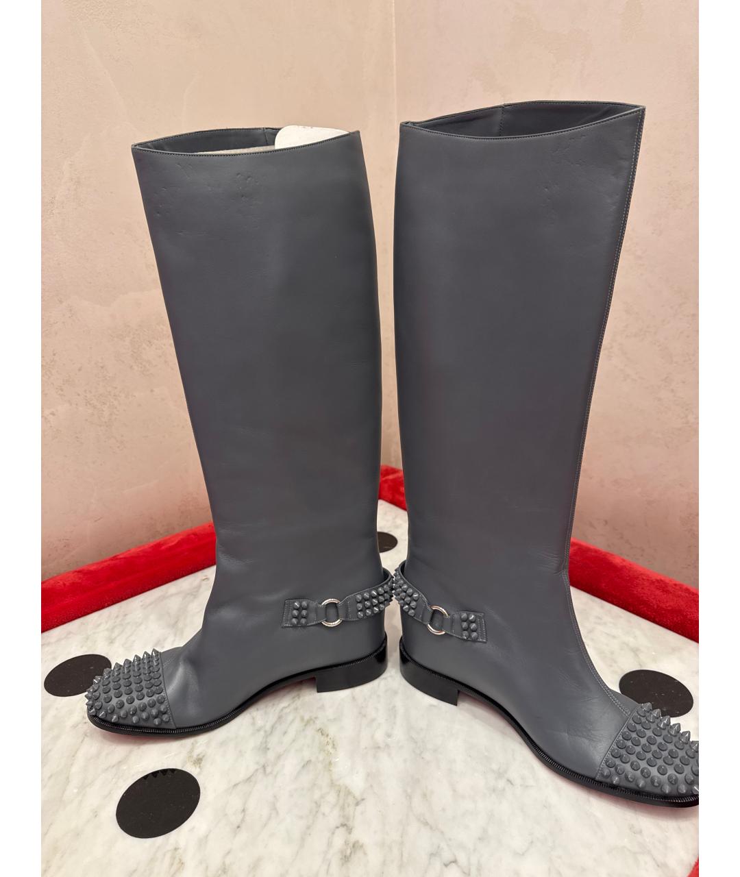 CHRISTIAN LOUBOUTIN Серые кожаные сапоги, фото 6