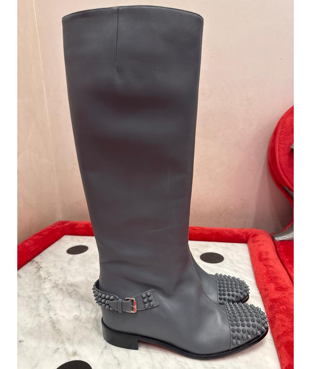 CHRISTIAN LOUBOUTIN Серые кожаные сапоги, фото 8