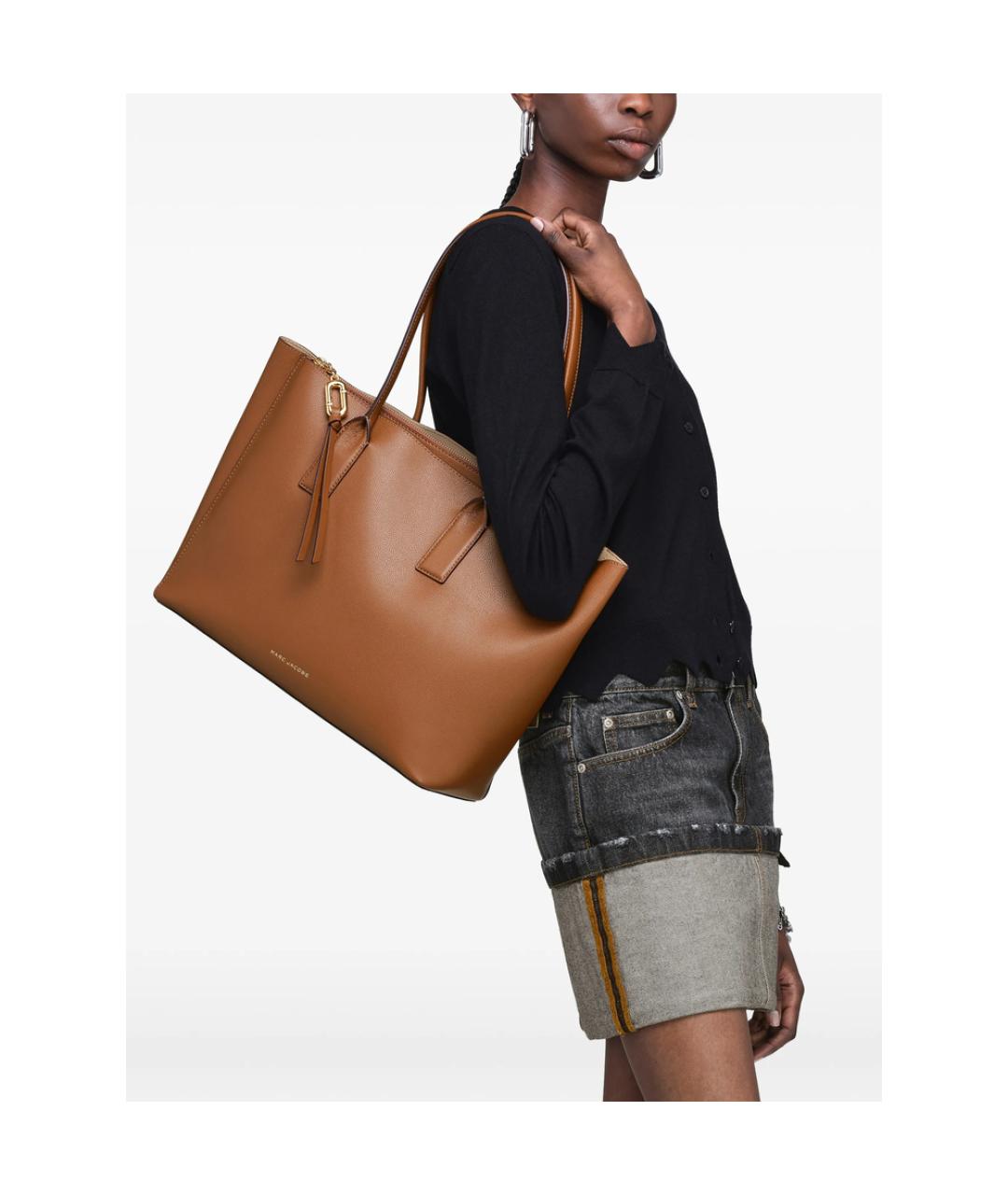 MARC JACOBS Коричневая кожаная сумка тоут, фото 5
