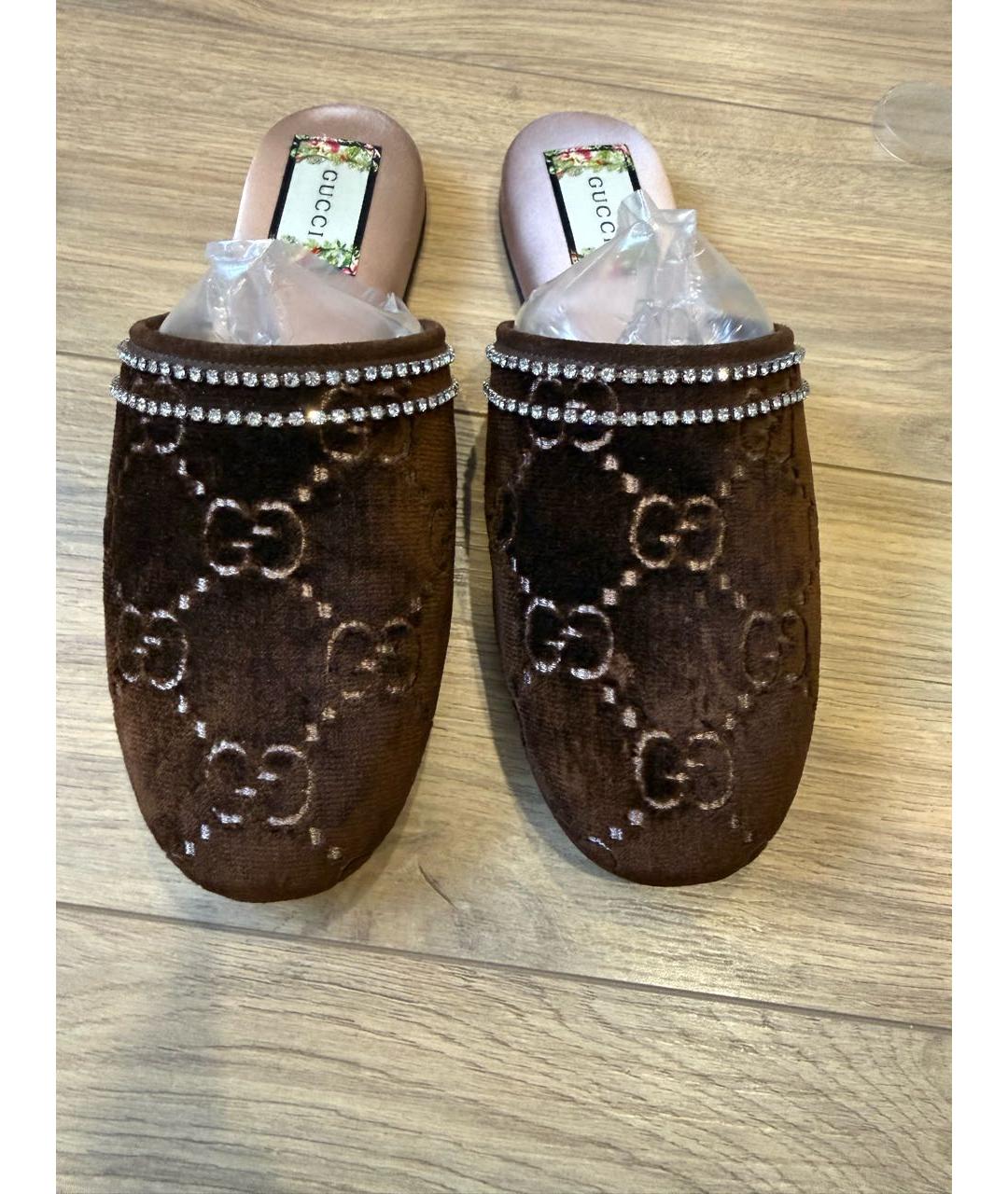 GUCCI Коричневые бархатные сабо, фото 2