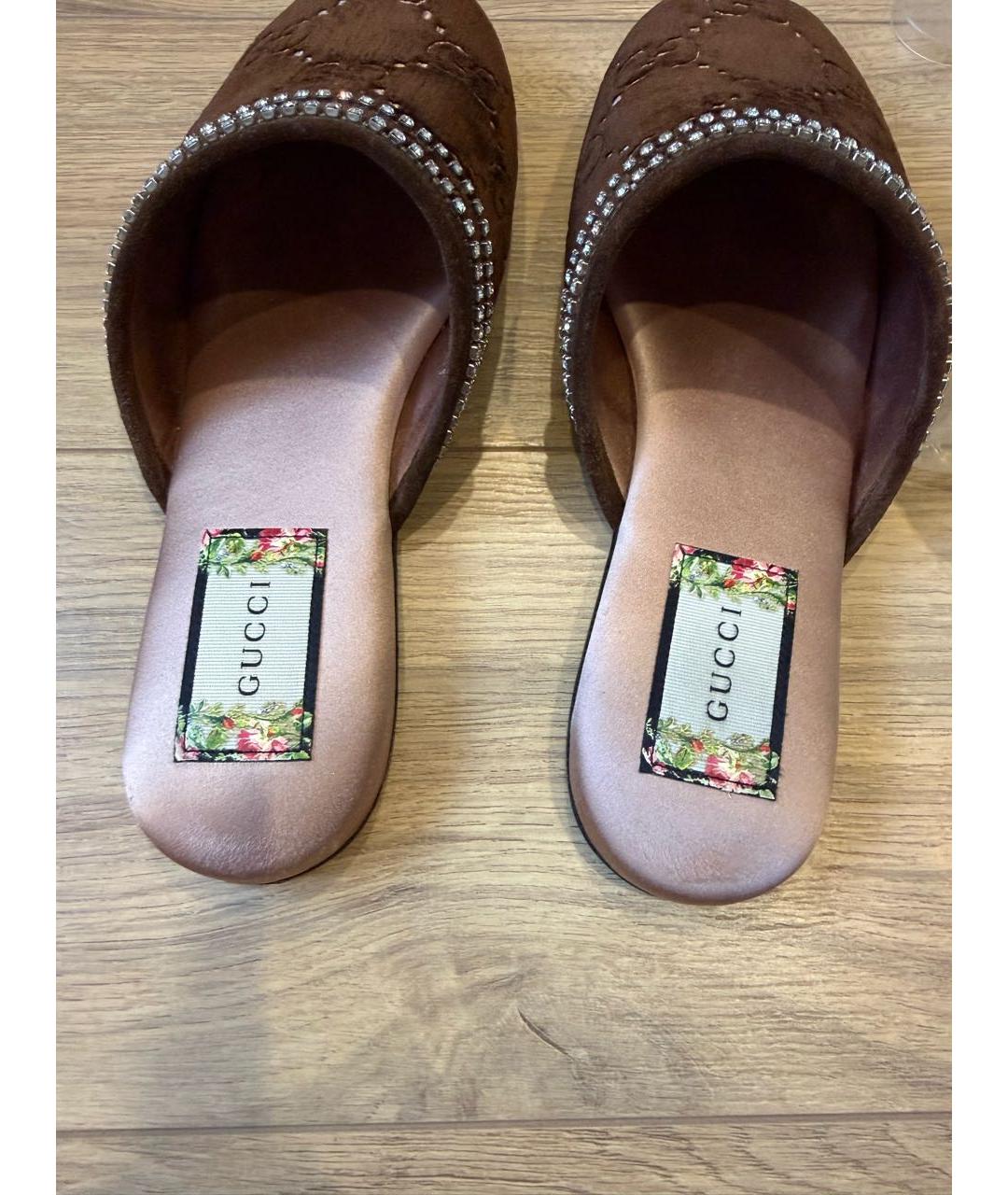 GUCCI Коричневые бархатные сабо, фото 4