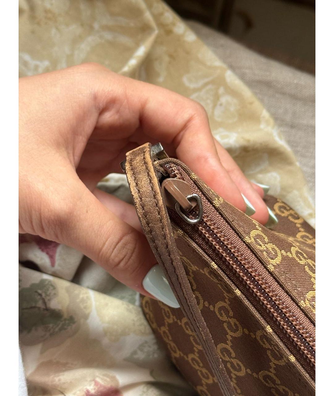 GUCCI Коричневая сумка с короткими ручками из канвы, фото 3