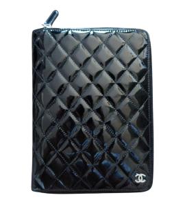 CHANEL Обложка/футляр