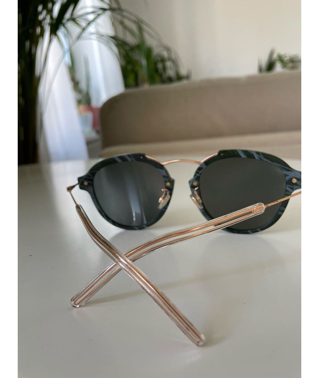 CHRISTIAN DIOR Серебряные пластиковые солнцезащитные очки, фото 4