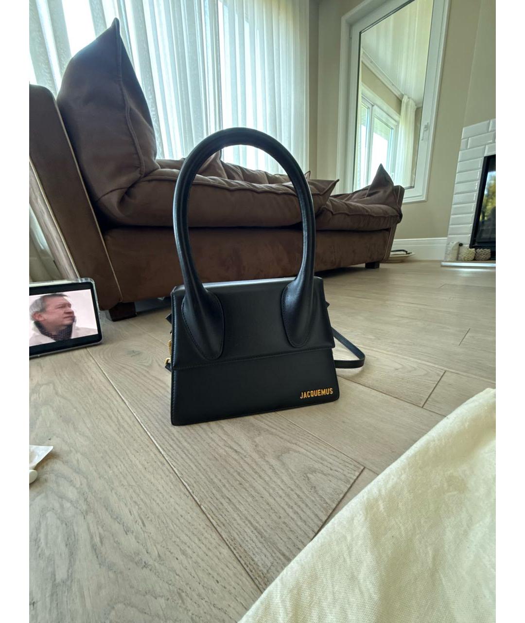 JACQUEMUS Черная кожаная сумка с короткими ручками, фото 6