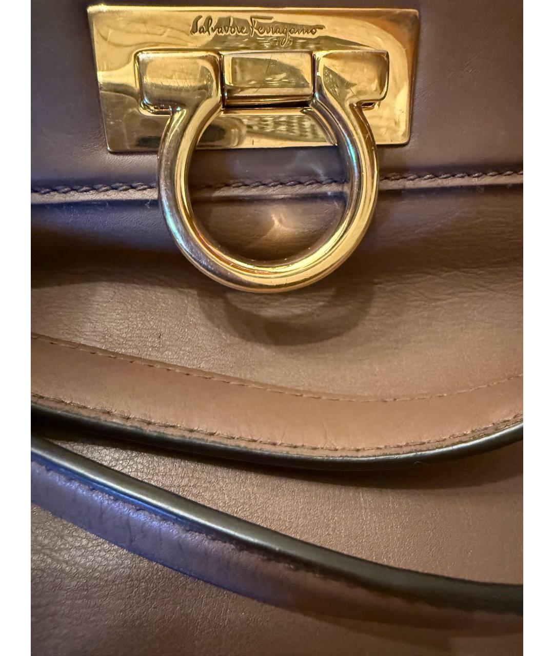 FERRAGAMO Кожаная сумка тоут, фото 5