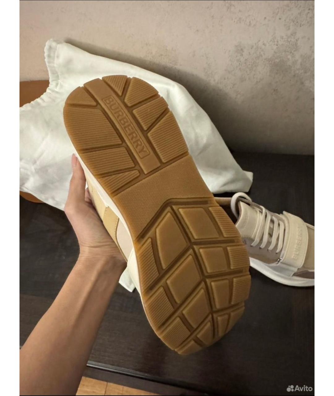 BURBERRY Бежевые кожаные кроссовки, фото 4