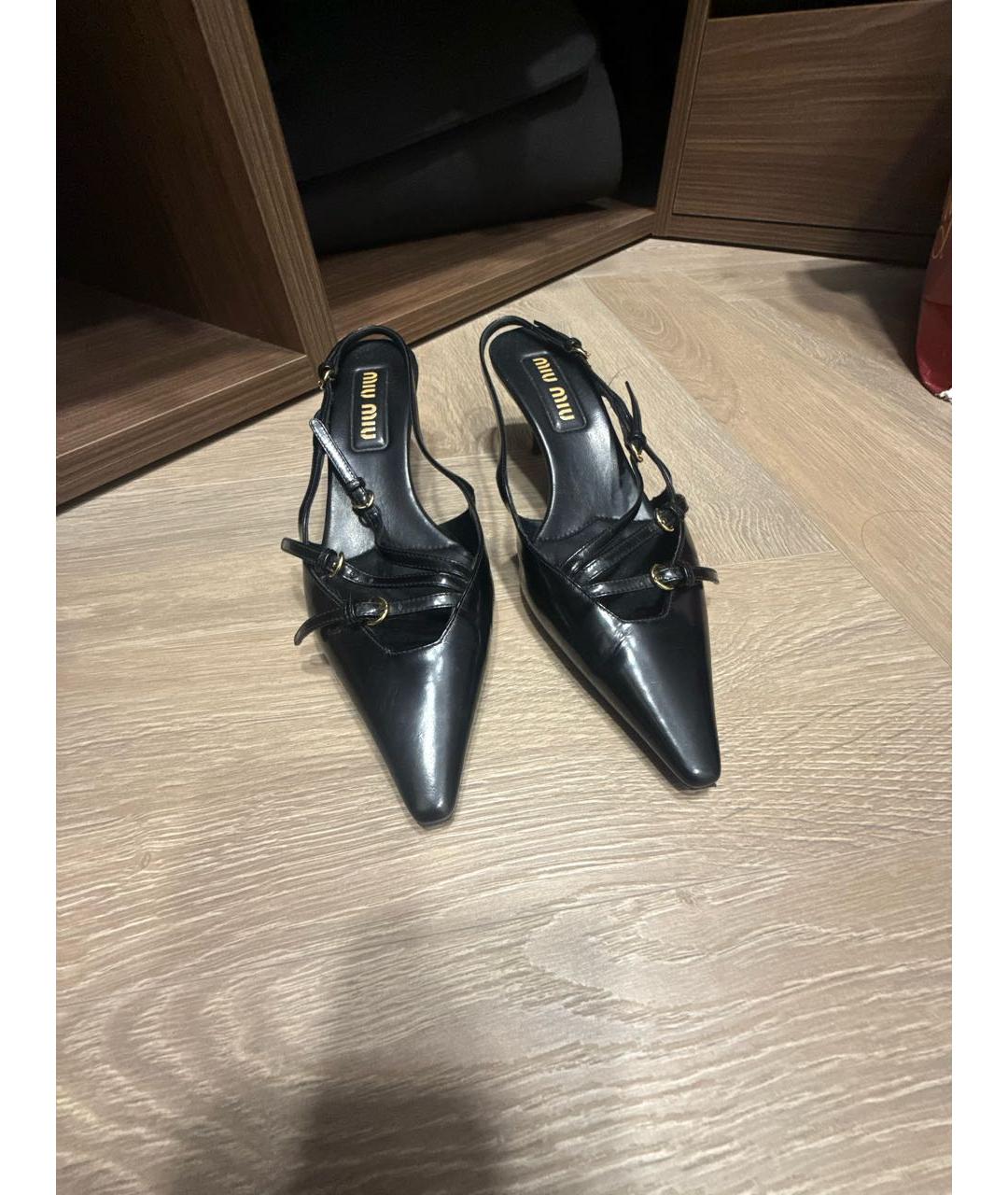 MIU MIU Черные кожаные босоножки, фото 2