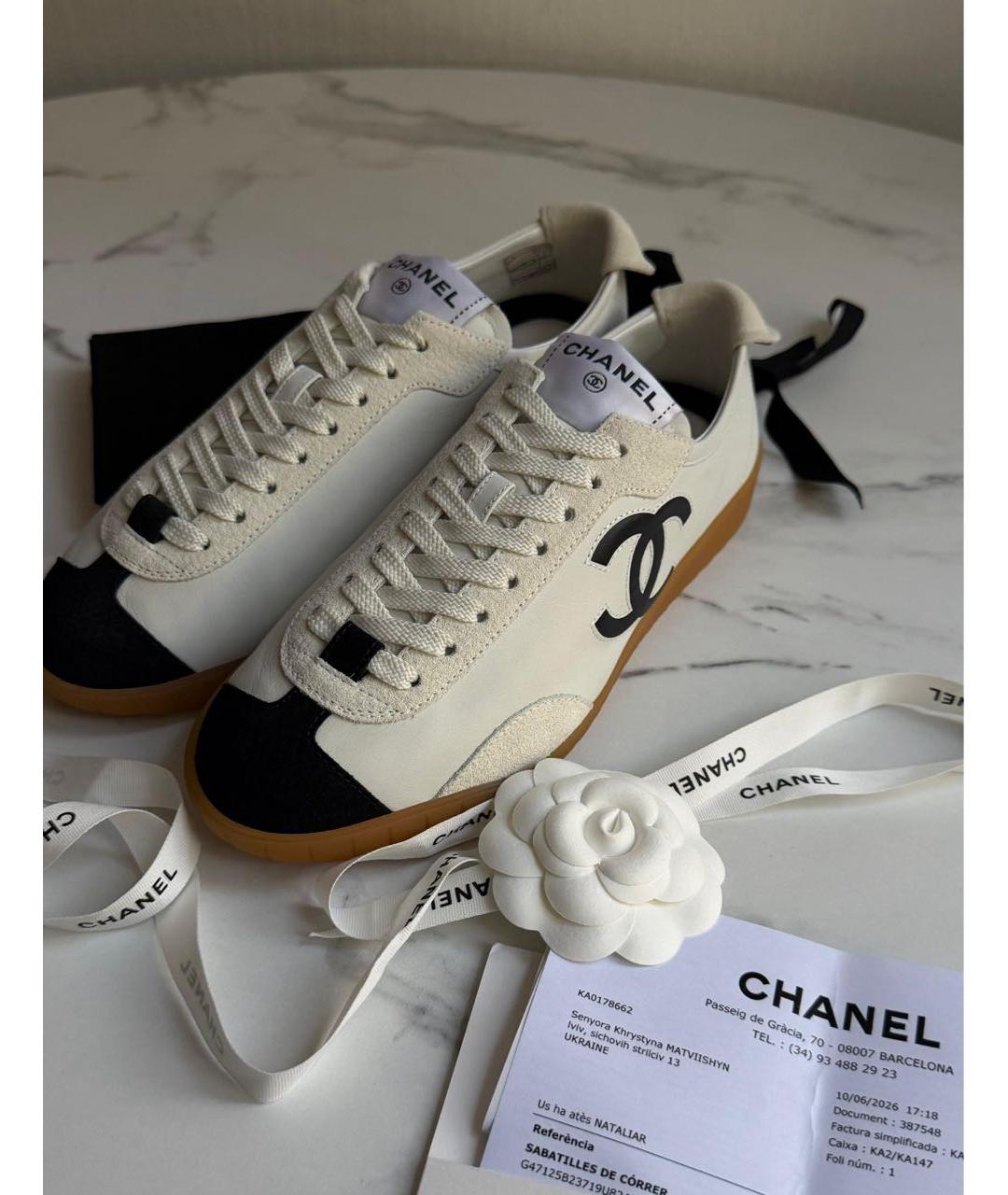 CHANEL Бежевые кожаные кеды, фото 3