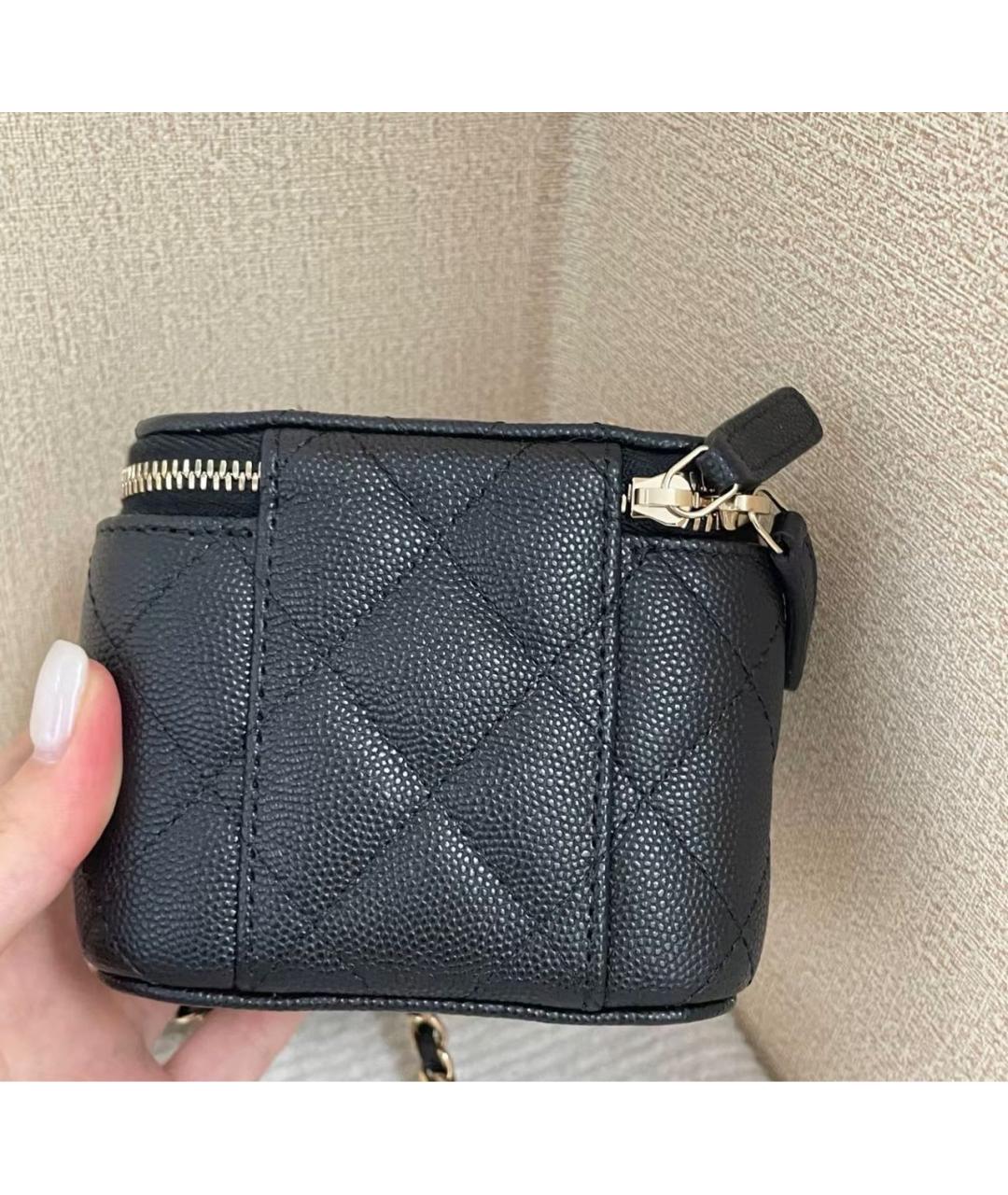 CHANEL Черная кожаная сумка через плечо, фото 4