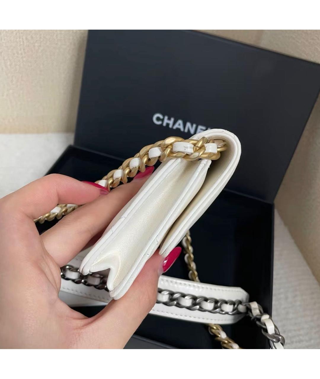 CHANEL Бежевая кожаная сумка через плечо, фото 2