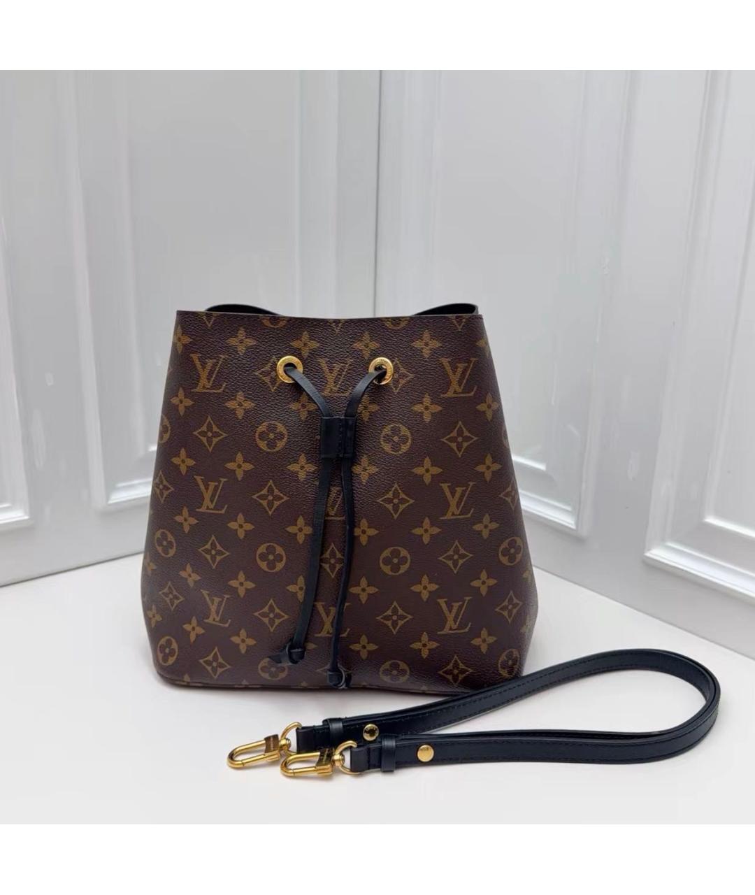 LOUIS VUITTON Черная кожаная сумка тоут, фото 9