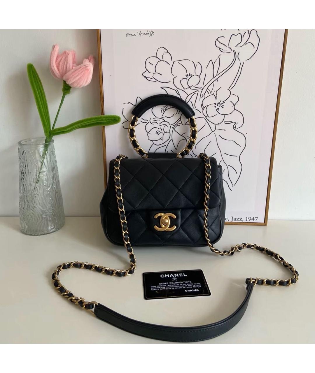 CHANEL Черная кожаная сумка с короткими ручками, фото 9