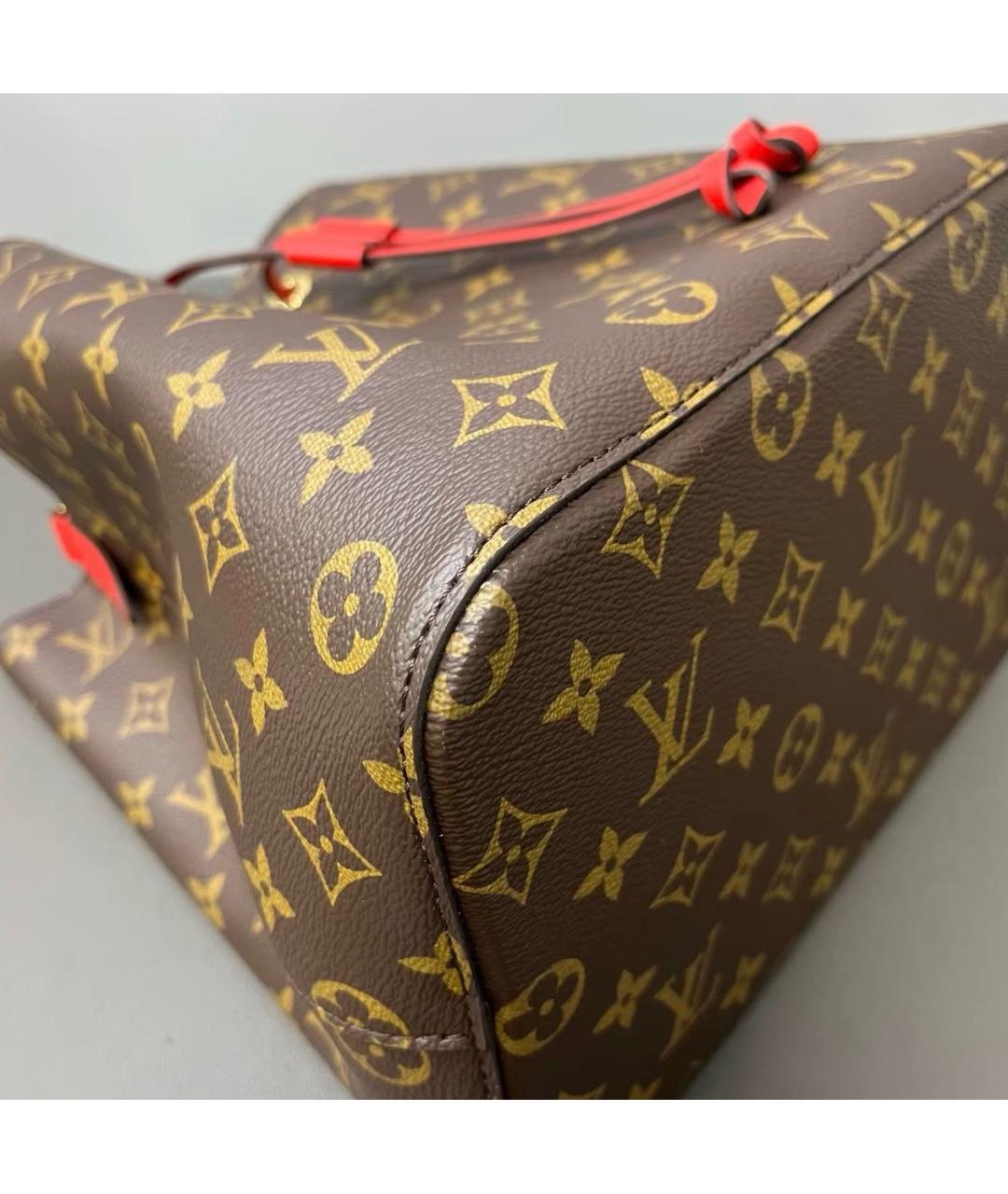 LOUIS VUITTON Красная сумка через плечо из канвы, фото 6