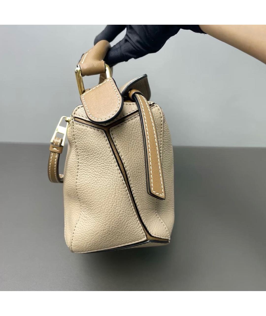 LOEWE Бежевая кожаная сумка тоут, фото 4