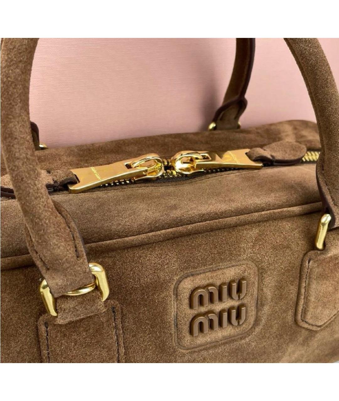 MIU MIU Коричневая замшевая сумка с короткими ручками, фото 2