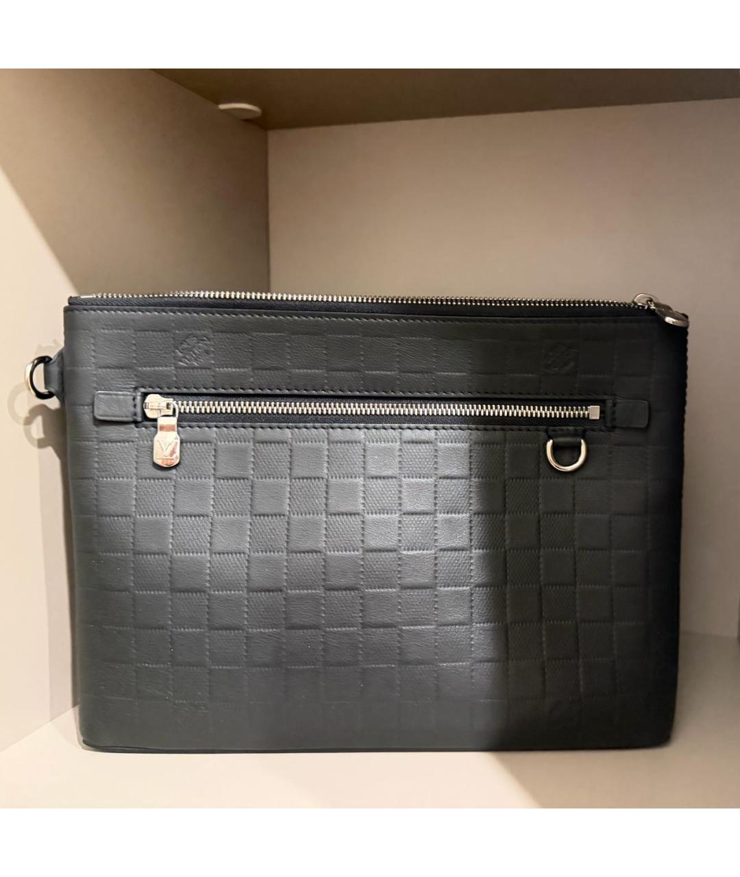 LOUIS VUITTON Черная кожаная барсетка, фото 3