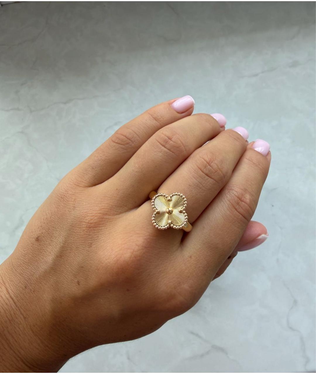 VAN CLEEF & ARPELS Золотое кольцо из желтого золота, фото 8