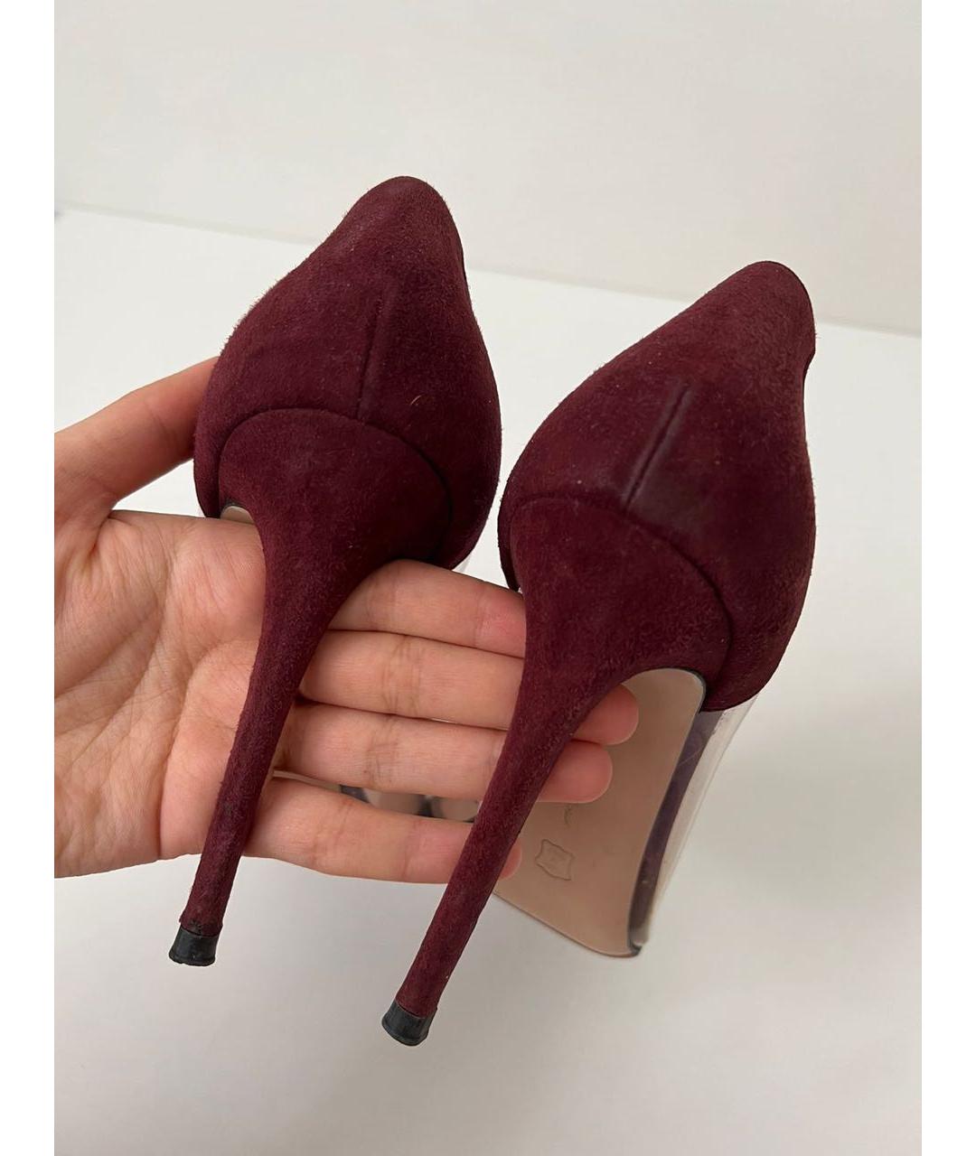 GIANVITO ROSSI Бордовые замшевые туфли, фото 4