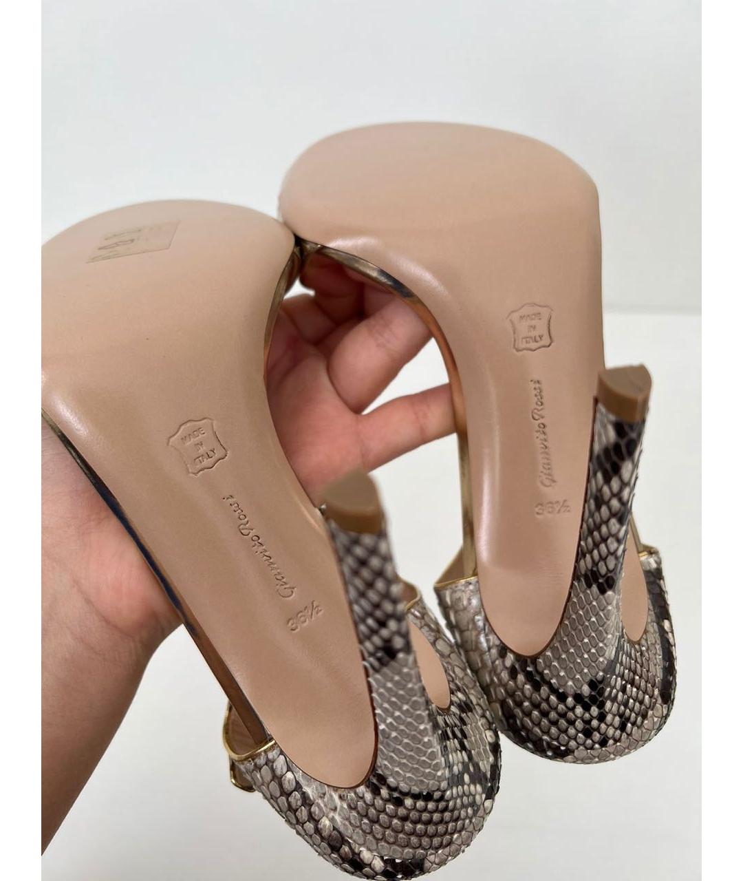 GIANVITO ROSSI Золотые кожаные босоножки, фото 8