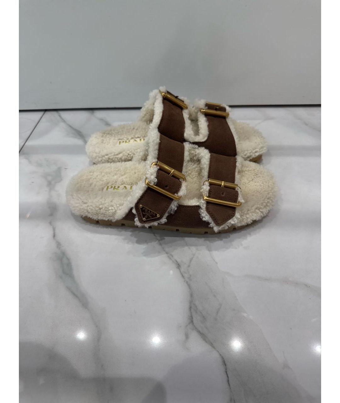PRADA Коричневые замшевые сабо, фото 4