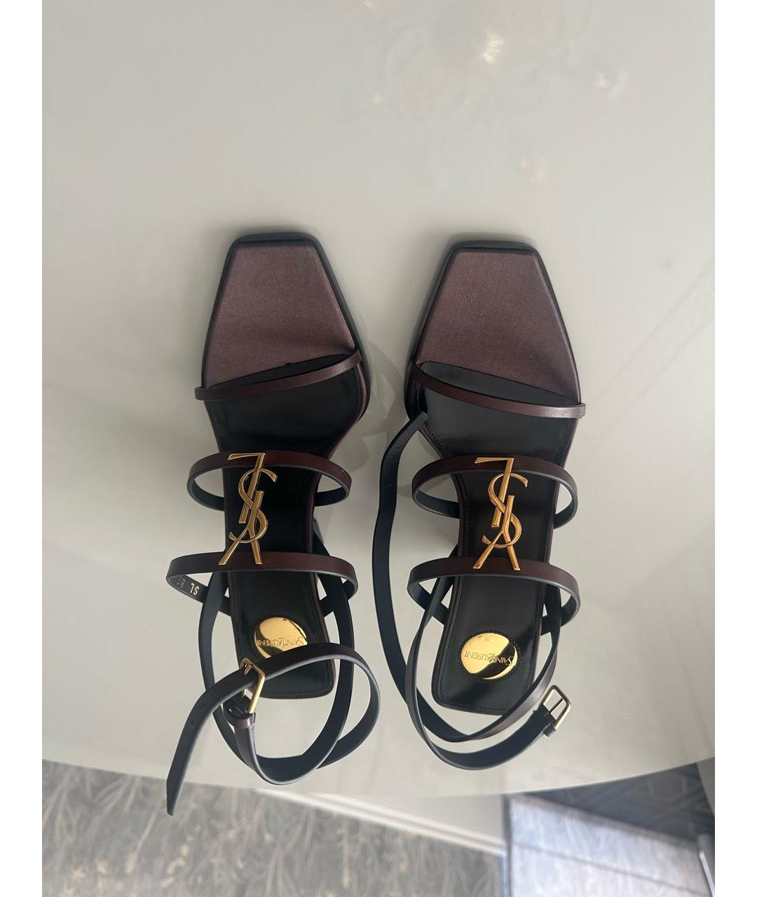 SAINT LAURENT Коричневые кожаные босоножки, фото 3