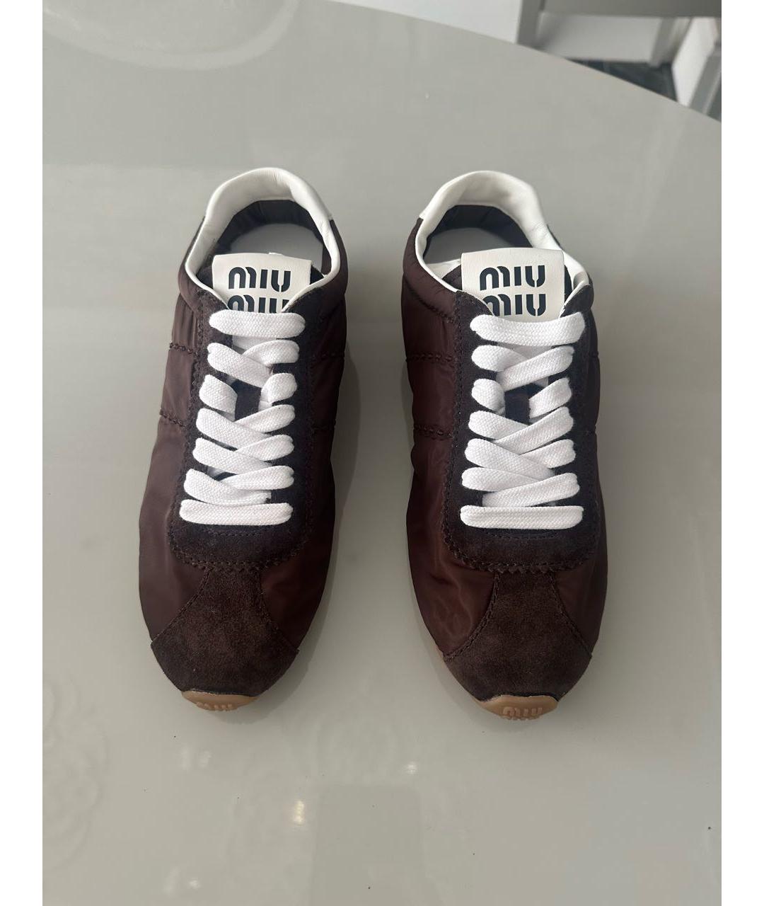MIU MIU Коричневые синтетические кеды, фото 2