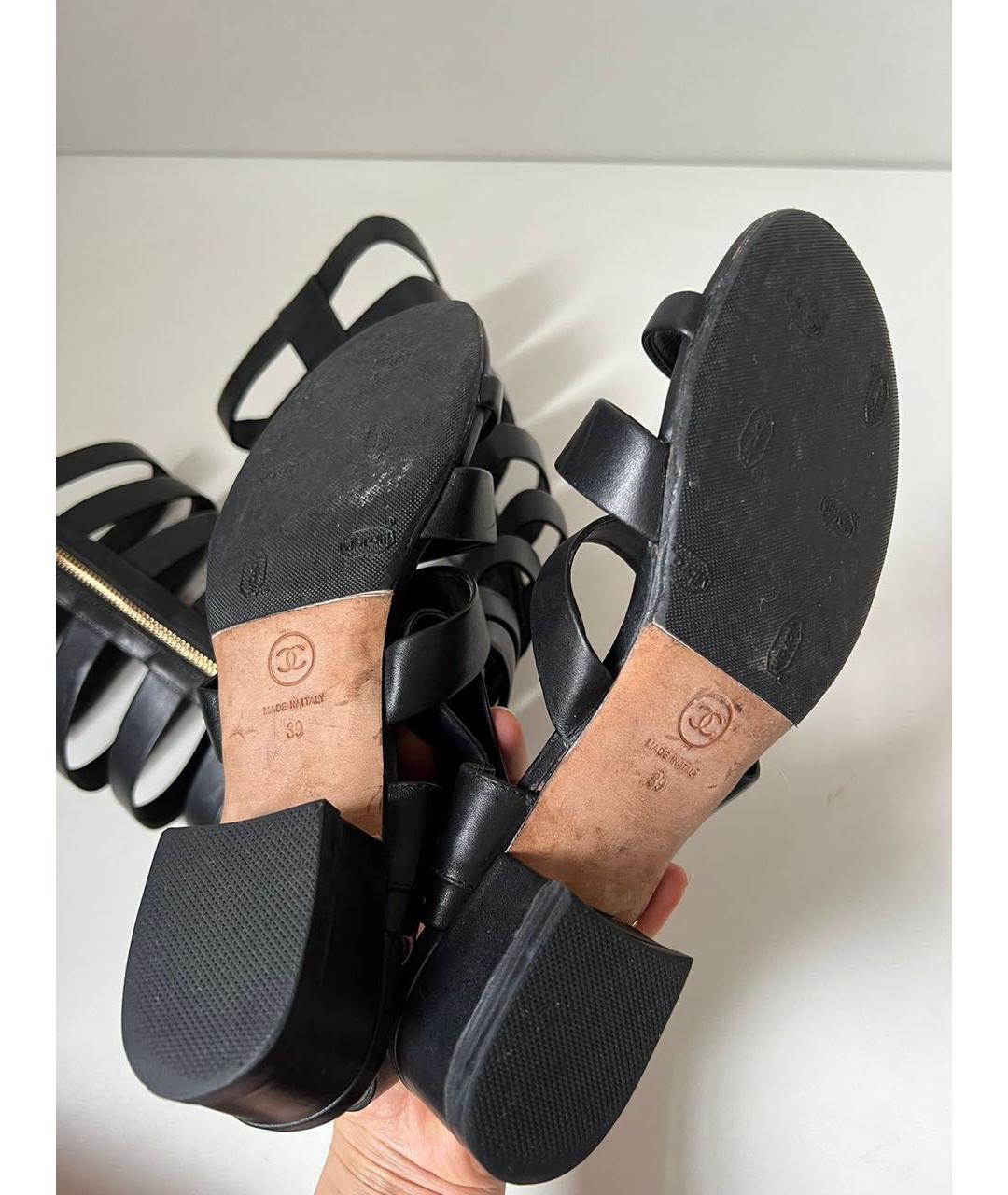 CHANEL Черные кожаные сандалии, фото 4
