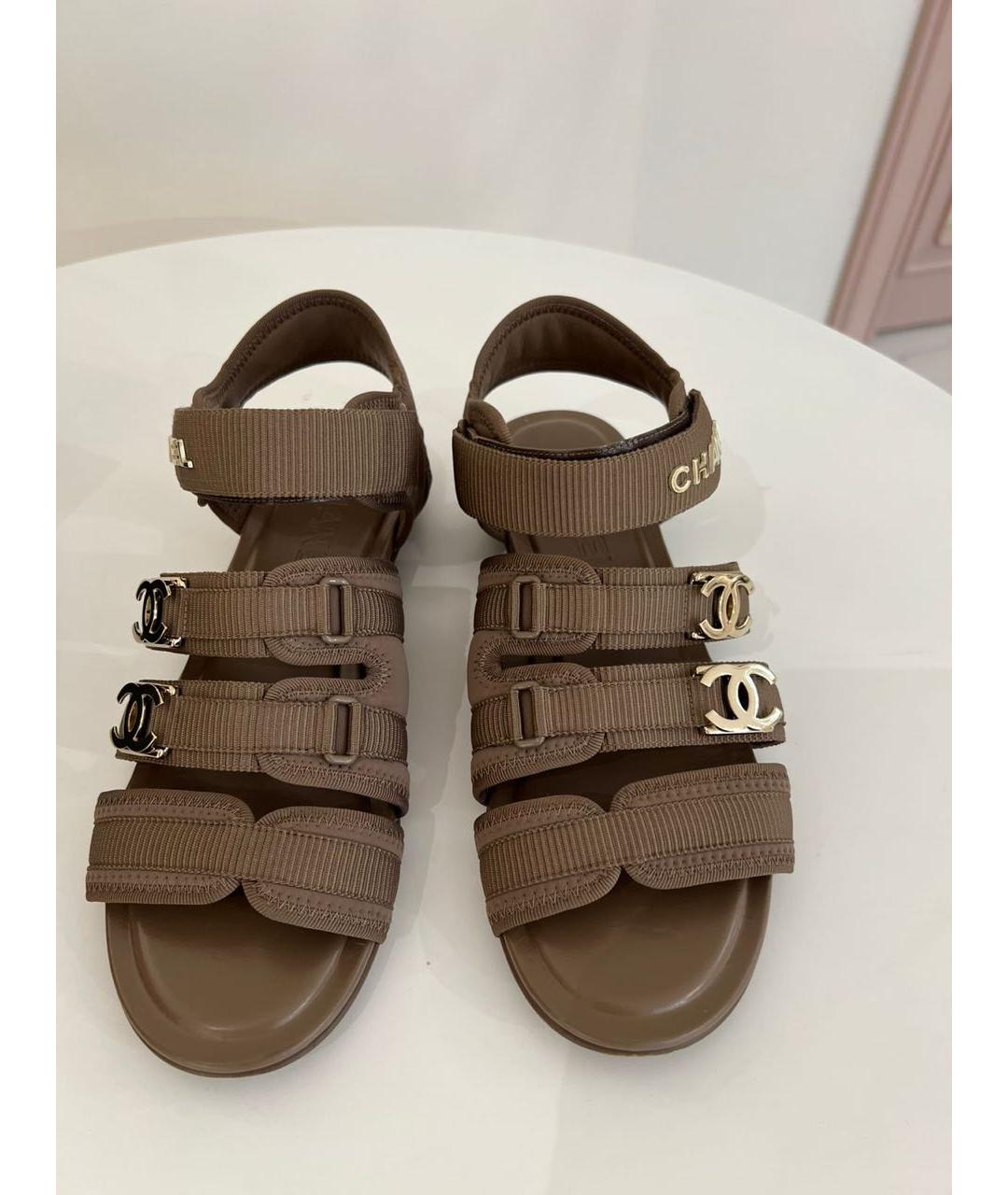 CHANEL Коричневые текстильные сандалии, фото 2