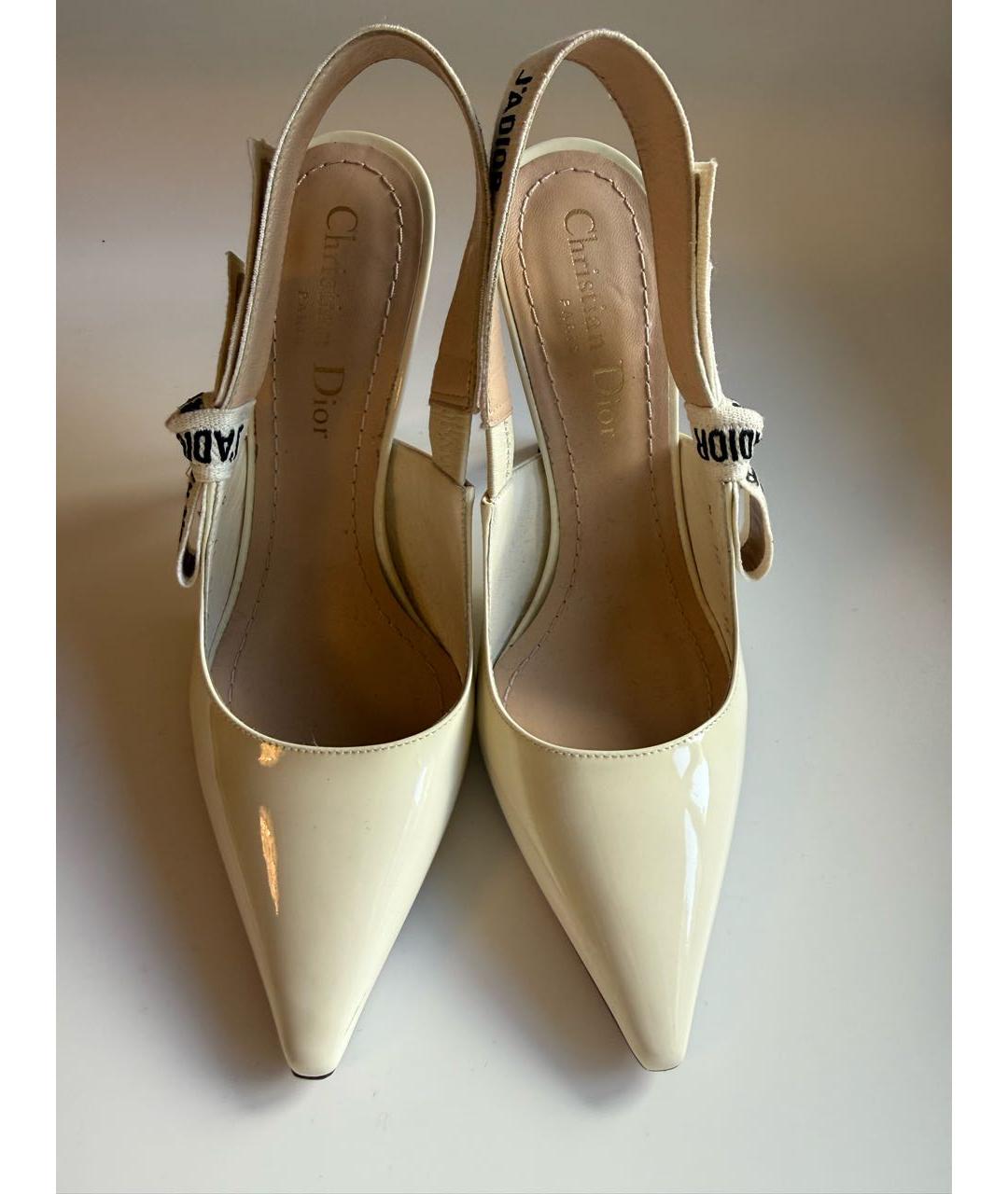 CHRISTIAN DIOR Белые туфли из лакированной кожи, фото 3