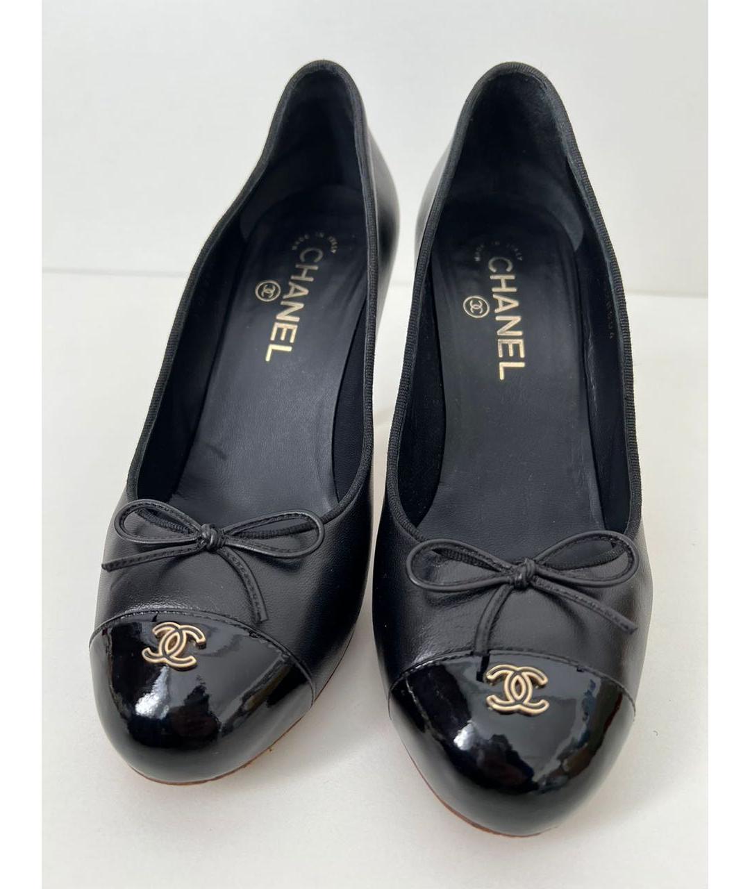 CHANEL Черные кожаные туфли, фото 2