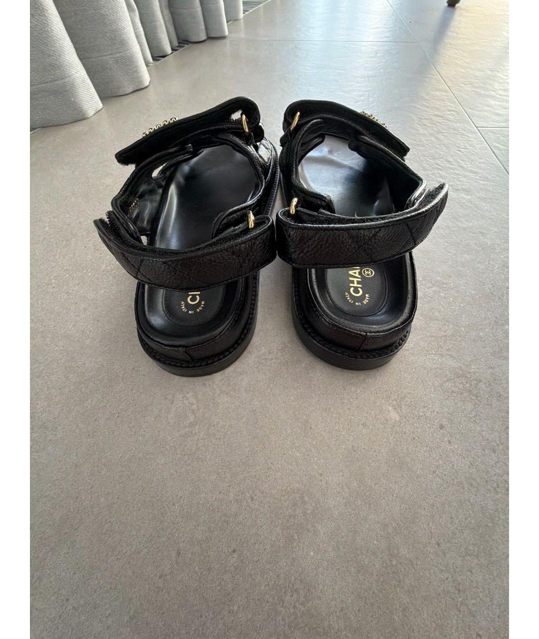 CHANEL Черные кожаные сандалии, фото 4